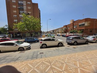 Local comercial en alquiler en Los Barreros en Cartagena