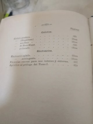 Libro antiguo de terapéutica farmacológica volum 1