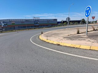 Nave industrial en venta en Bollullos de la Mitación