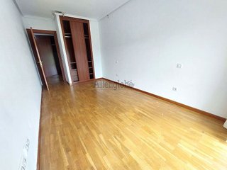 Piso en alquiler en Zona Teatro Campoamor en Oviedo