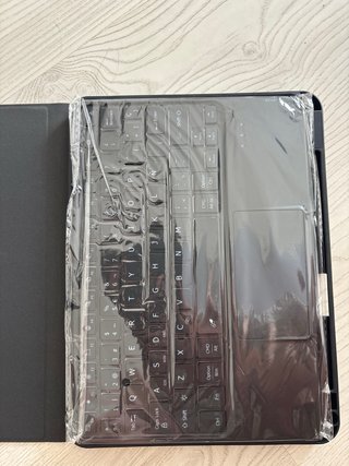 Funda iPad con teclado NUEVA