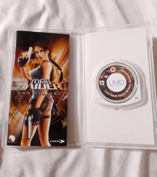 Lote 2 Juegos Tomb Raider PSP