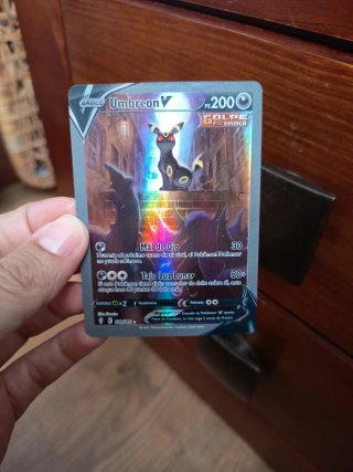 Carta Pokémon Umbreon V 189/203