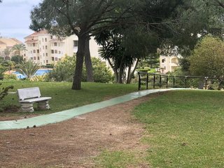 Ático en alquiler en Elviria en Marbella