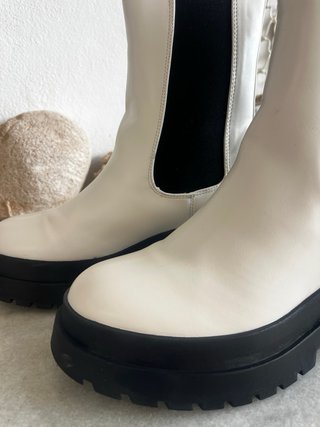 Botas Chelsea Even&Odd blancas