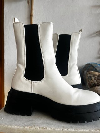 Botas Chelsea Even&Odd blancas