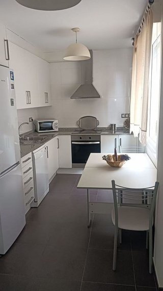 Piso en alquiler en Ares