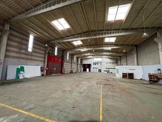 Nave industrial en alquiler en Cambre