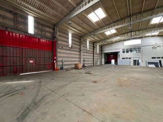 Nave industrial en alquiler en Cambre