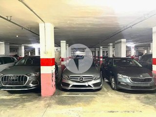 Garaje en venta en Plaça Catalunya - Escola Industrial en Terrassa