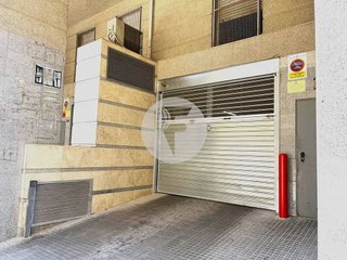Garaje en venta en Plaça Catalunya - Escola Industrial en Terrassa