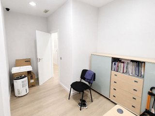 Local comercial en venta en Los Ángeles - Cruz de Caravaca en Almería