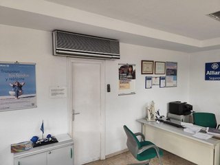 Local comercial en alquiler en Barrio de Zaidín en Granada