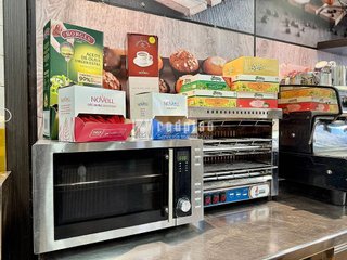 Local comercial en alquiler en Parque Ayala - Jardín de la Abadía - Huelín en Málaga