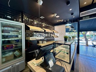 Local comercial en alquiler en Parque Ayala - Jardín de la Abadía - Huelín en Málaga