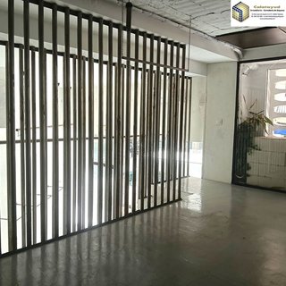 Local comercial en alquiler en Gran Vía en Valencia