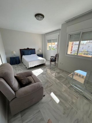 Piso en alquiler en El Mayorazgo - El Limonar en Málaga