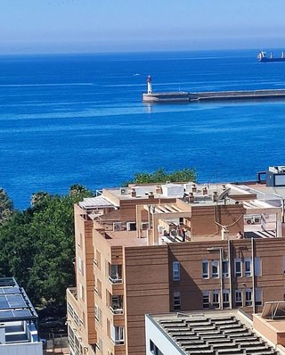 Piso en alquiler en Ciudad Jardín - Tagarete - El Zapillo en Almería
