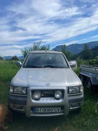 Opel Frontera 2000