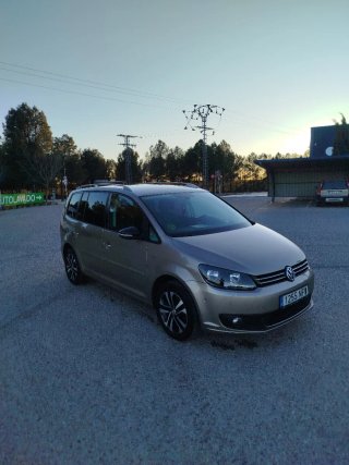 Volkswagen Touran 2014