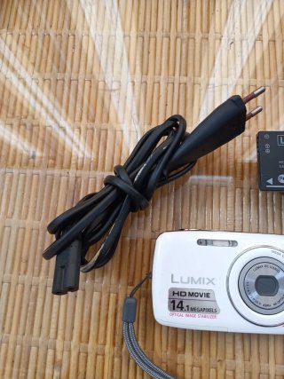 Panasonic Lumix DMC-S3 Fotocamera Bianca funziona