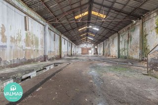 Nave industrial en venta en Llaranes en Avilés