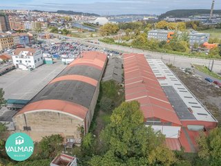 Nave industrial en venta en Llaranes en Avilés