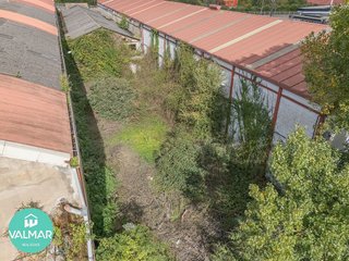 Nave industrial en venta en Llaranes en Avilés