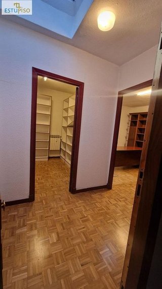 Oficina en venta en Judizmendi - Santa Lucía en Vitoria-Gasteiz