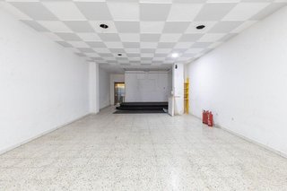 Local comercial en venta en Barrio de Zaidín en Granada