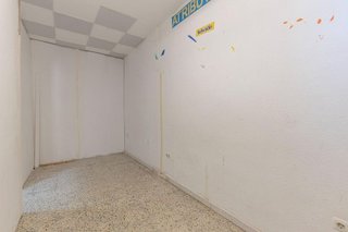 Local comercial en venta en Barrio de Zaidín en Granada