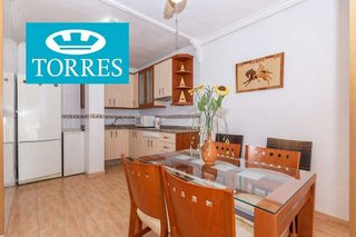 Piso en alquiler en La Carihuela en Torremolinos