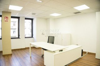 Oficina en alquiler en L'Antiga Esquerra de l'Eixample en Barcelona