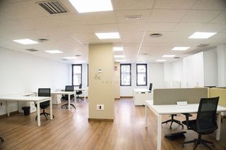 Oficina en alquiler en L'Antiga Esquerra de l'Eixample en Barcelona