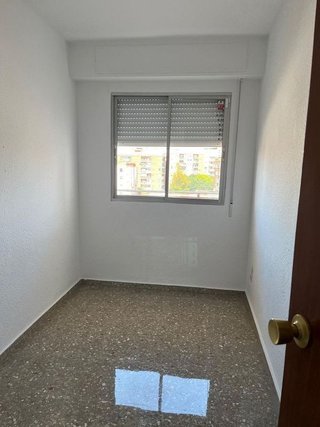 Ático en alquiler en Torrefiel en Valencia