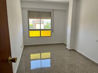 Ático en alquiler en Torrefiel en Valencia