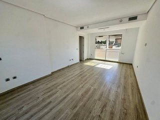 Piso en alquiler en Los Remedios en Sevilla