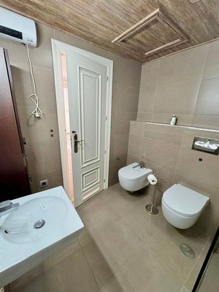 Piso en alquiler en Los Remedios en Sevilla
