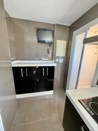 Piso en alquiler en Los Remedios en Sevilla