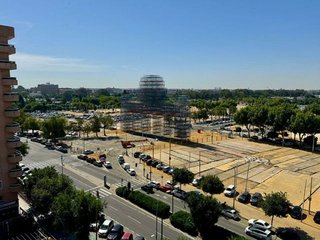Piso en alquiler en Los Remedios en Sevilla
