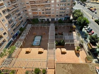 Piso en alquiler en Los Remedios en Sevilla