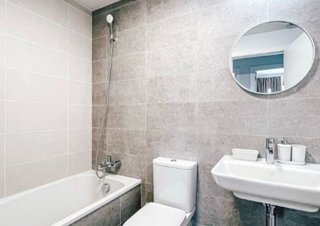 Piso en alquiler en Zona Norte en Estepona