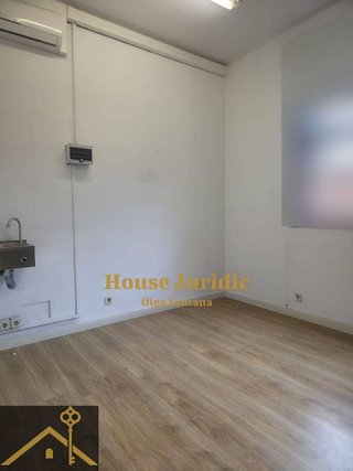 Local comercial en alquiler en Camí de la Serra en Mataró