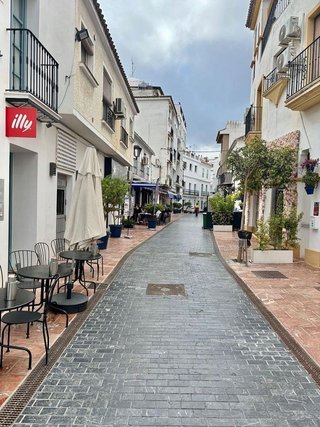 Local comercial en venta en Centro Urbano en Estepona