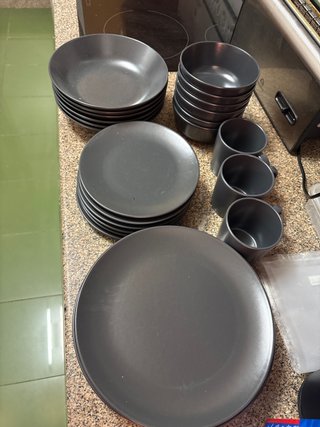 Vajilla IKEA FÄRGKLAR Gris mate
