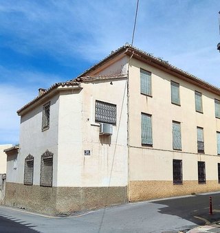 Terreno en venta en Zubia (La)