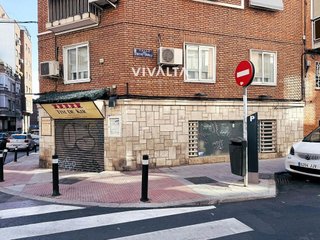 Local comercial en venta en Ciudad Jardín en Madrid