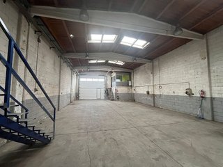 Nave industrial en alquiler en Sant Esteve Sesrovires