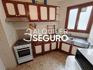 Piso en alquiler en San Blas - Santo Domigo en Alicante