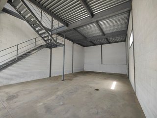 Nave industrial en venta en Bollullos de la Mitación